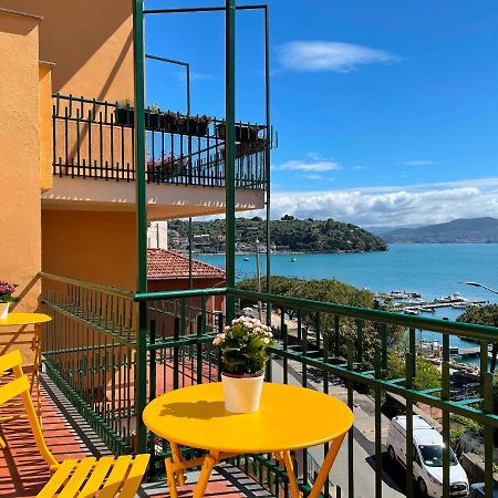 Апартаменты Casa Irene Terrazza Vista Mare E Garage Портовенере Экстерьер фото